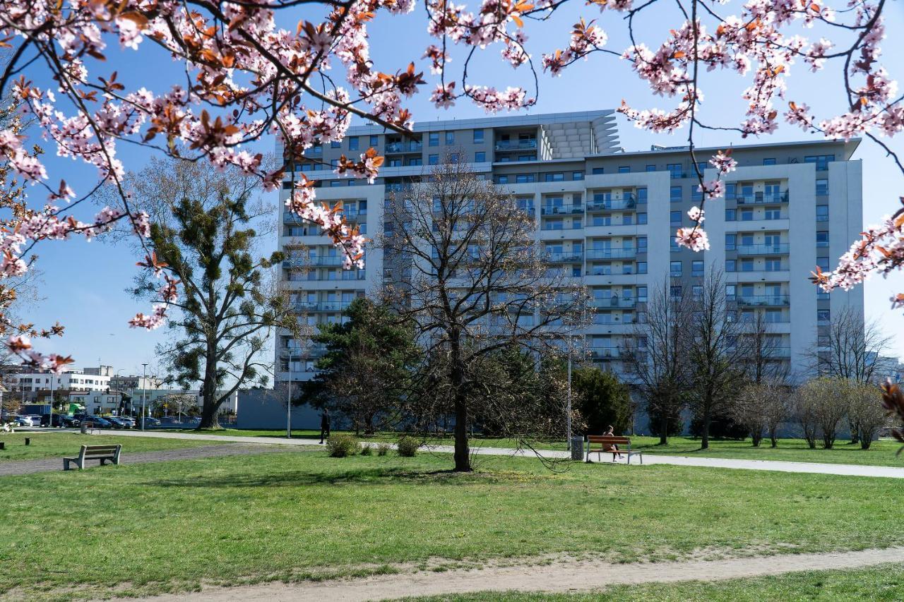 Ideal Apartments Awiator Гданск Екстериор снимка